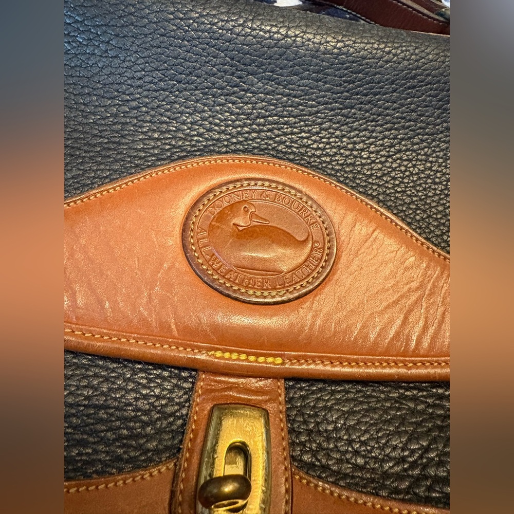 Vintage Dooney & Bourke Leather Messenger Bag - Picture 2 of 11